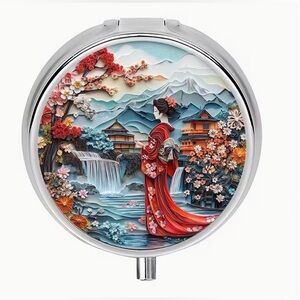 Japanese Geisha Round Pill Organizer 3-Compartment Compact Pill Case New